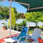 бриджит Appartement *