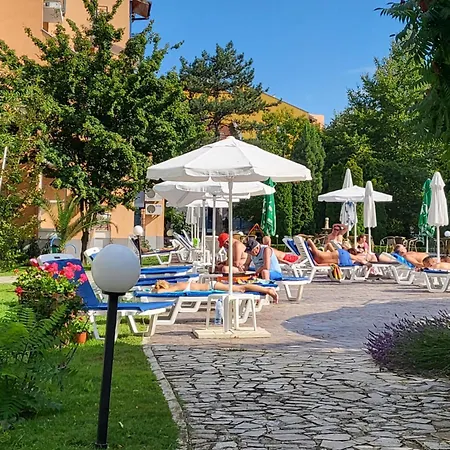 бриджит Apartament *